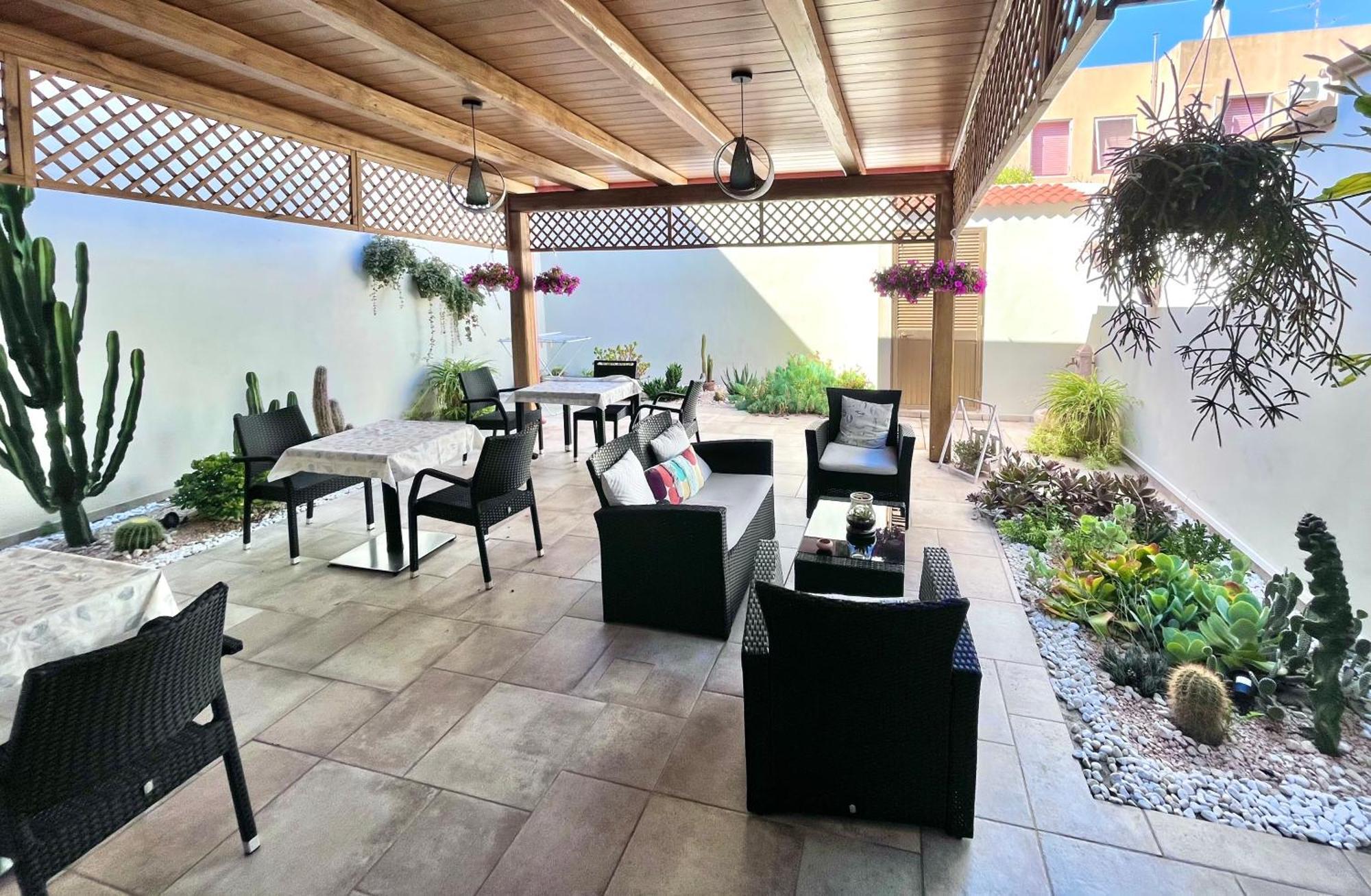 B&B I Colori Dell'Isola Porto Torres Exterior foto
